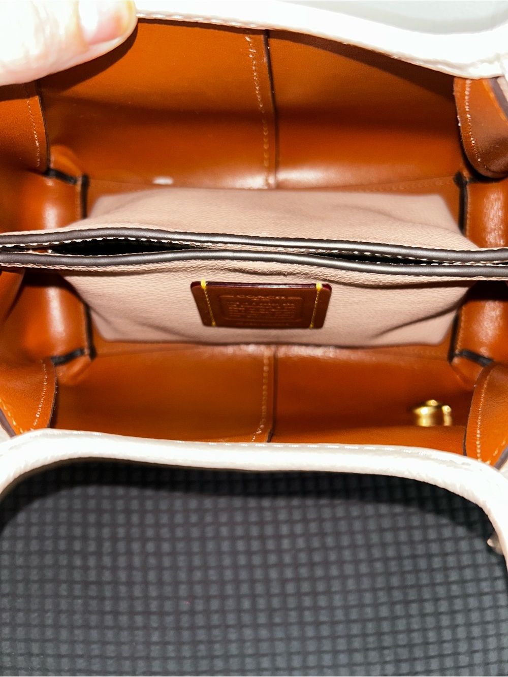 Coach Lana 23 Pebbled Leather Satchel, NWT! - Picture 6 of 14